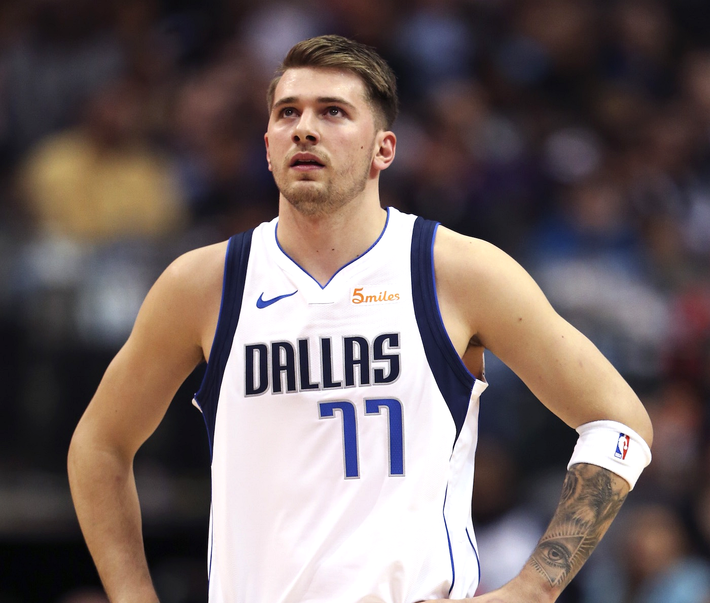 又砍下20+8+6！抱歉东契奇：你从历史第一变成了历史第二